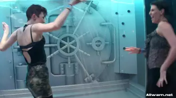 They Could Shower For Hours... Screencap 9 on sinx.preview.netperv.com