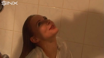 Housemates Enjoy Clothed Bath Shampoo Sessions Screencap 17 on sinx.preview.netperv.com