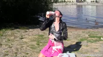 Juicy And Proud Of It! Screencap 28 on sinx.preview.netperv.com