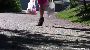 Juicy And Proud Of It! Screencap 5 on sinx.preview.netperv.com