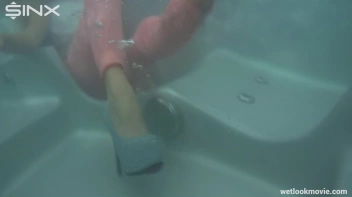 Playful Brunette's Solo Hot Tub Fun Screencap 40 on sinx.preview.netperv.com