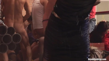 Hard Hat Hos Part 3 - Cam 4 Screencap 5 on sinx.preview.netperv.com