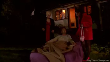 Naughy Night Owls Screencap 19 on sinx.preview.netperv.com