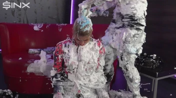 Wet And Messy Foam Covered Females Screencap 96 on sinx.preview.netperv.com