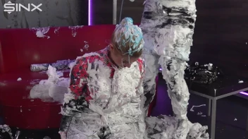 Wet And Messy Foam Covered Females Screencap 97 on sinx.preview.netperv.com