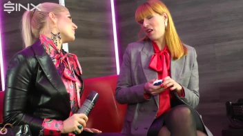 Wet And Messy Foam Covered Females Screencap 7 on sinx.preview.netperv.com