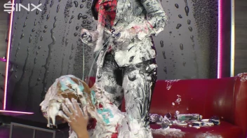 Wet And Messy Foam Covered Females Screencap 82 on sinx.preview.netperv.com