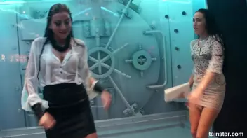 Cute chicks party underneath the club shower Screencap 48 on sinx.preview.netperv.com