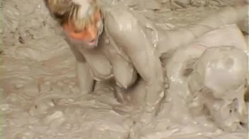 Crazy-Ass Messy Cat Fighting Vixens Screencap 90 on sinx.preview.netperv.com