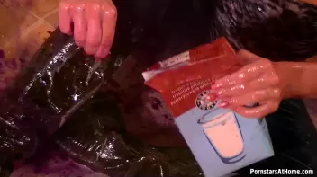 My Very Messy Kitchen Screencap 85 on sinx.preview.netperv.com