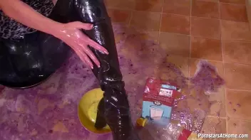 My Very Messy Kitchen Screencap 104 on sinx.preview.netperv.com