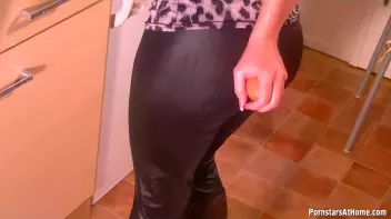 My Very Messy Kitchen Screencap 30 on sinx.preview.netperv.com