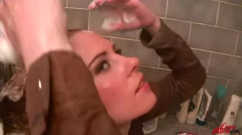 Rub-A-Dub Leony In The Tub Screencap 61 on sinx.preview.netperv.com