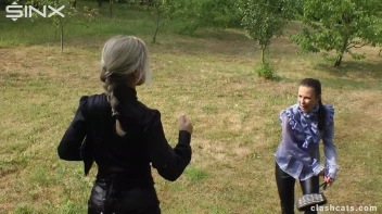 Catfighting Babes Tear Clothes And Get Wet In Pool Screencap 5 on sinx.preview.netperv.com