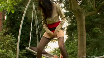 The Swinging Piss Surprise Screencap 38 on sinx.preview.netperv.com