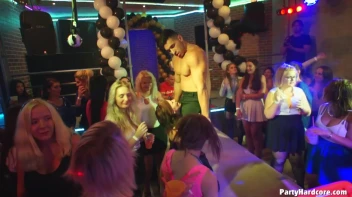 Party Hardcore Gone Crazy Vol. 37 Part 5 - Cam 3 Screencap 6 on sinx.preview.netperv.com