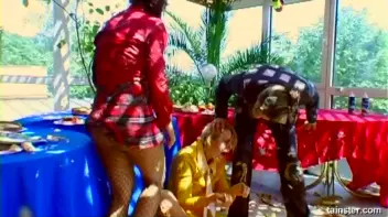 Brutal, Messy Birthday Party Screencap 55 on sinx.preview.netperv.com