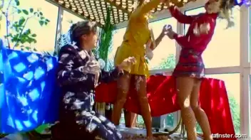 Brutal, Messy Birthday Party Screencap 64 on sinx.preview.netperv.com