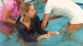 Bitches Bout, WAM Catfighting Babes Screencap 14 on sinx.preview.netperv.com