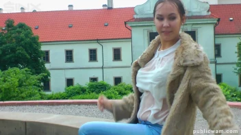 Brunette's Wet And Messy Water Frolic Screencap 41 on sinx.preview.netperv.com