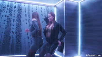 Show Us Wet You're Working With! Screencap 73 on sinx.preview.netperv.com