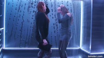 Show Us Wet You're Working With! Screencap 80 on sinx.preview.netperv.com