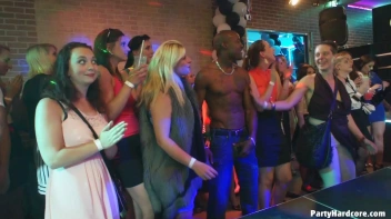 Party Hardcore Gone Crazy Vol. 37 Part 1 - Cam 1 Screencap 1 on sinx.preview.netperv.com