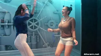 Bring The Rain And They Bring The Game Screencap 19 on sinx.preview.netperv.com