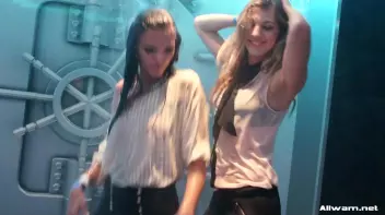 Bring The Rain And They Bring The Game Screencap 49 on sinx.preview.netperv.com