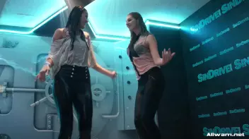 Bring The Rain And They Bring The Game Screencap 55 on sinx.preview.netperv.com