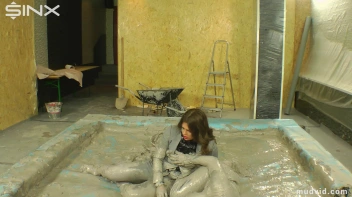 Assistant Helps Sexy Boss Out Of Muddy Pool Screencap 32 on sinx.preview.netperv.com