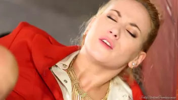 Pay Up With A Face Full Of Piss Screencap 79 on sinx.preview.netperv.com