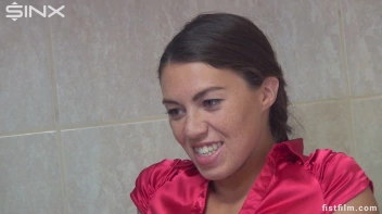 A Quicky Satisfies Cuties' Fisting Desires Screencap 6 on sinx.preview.netperv.com