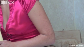 A Quicky Satisfies Cuties' Fisting Desires Screencap 1 on sinx.preview.netperv.com