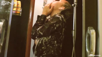 Solo Showering Seductress Screencap 44 on sinx.preview.netperv.com