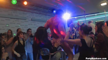 Party Hardcore Gone Crazy Vol. 11 Part 1 - Cam 2 Screencap 59 on sinx.preview.netperv.com