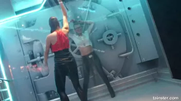 Amateur Girls just wanna have Fun Screencap 20 on sinx.preview.netperv.com