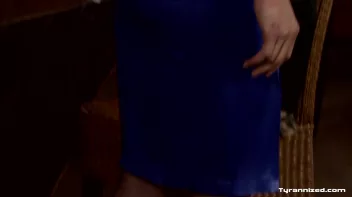 Public Femdom Fun Screencap 40 on sinx.preview.netperv.com