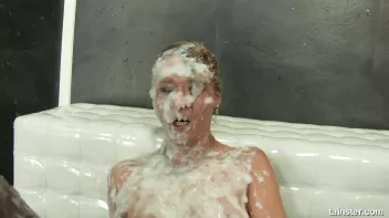 White messy bathroom experience Screencap 97 on sinx.preview.netperv.com