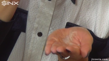 Cum Lipstick For This Babe Screencap 34 on sinx.preview.netperv.com