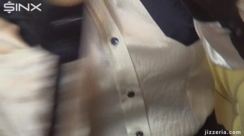 Cum Lipstick For This Babe Screencap 1 on sinx.preview.netperv.com