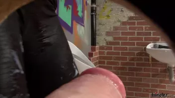 Now For The Real Show Screencap 37 on sinx.preview.netperv.com