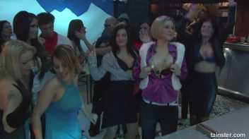 Winter WonderBang Part 1 - Cam 3 Screencap 14 on sinx.preview.netperv.com