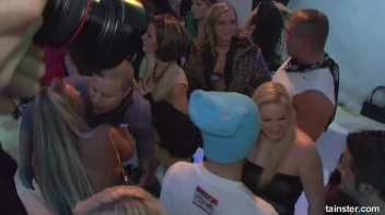 Winter WonderBang Part 1 - Cam 3 Screencap 25 on sinx.preview.netperv.com