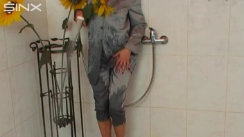 The Ultimate Shower Seduction Screencap 29 on sinx.preview.netperv.com