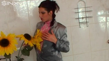 The Ultimate Shower Seduction Screencap 49 on sinx.preview.netperv.com