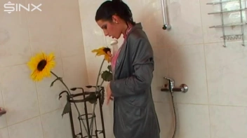 The Ultimate Shower Seduction Screencap 66 on sinx.preview.netperv.com