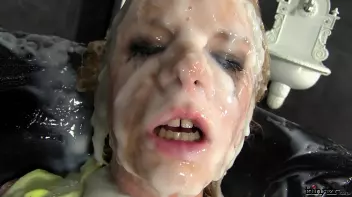 Getting Distracted Can Be Dirty Business Screencap 87 on sinx.preview.netperv.com