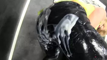 Getting Distracted Can Be Dirty Business Screencap 46 on sinx.preview.netperv.com