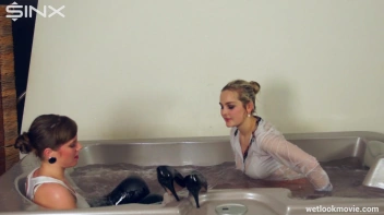 Hot Bodied Babes In Wet And Clingy Clothes Screencap 21 on sinx.preview.netperv.com
